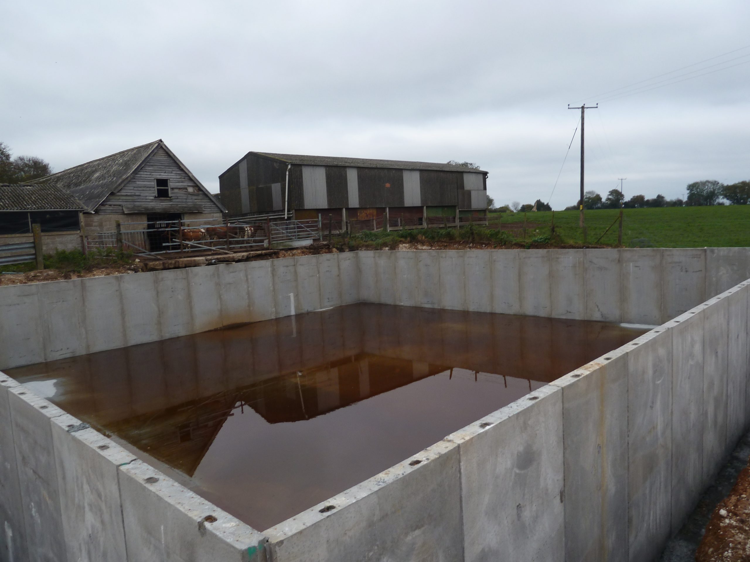 Vertical Cantilever Slurry Tank (1)