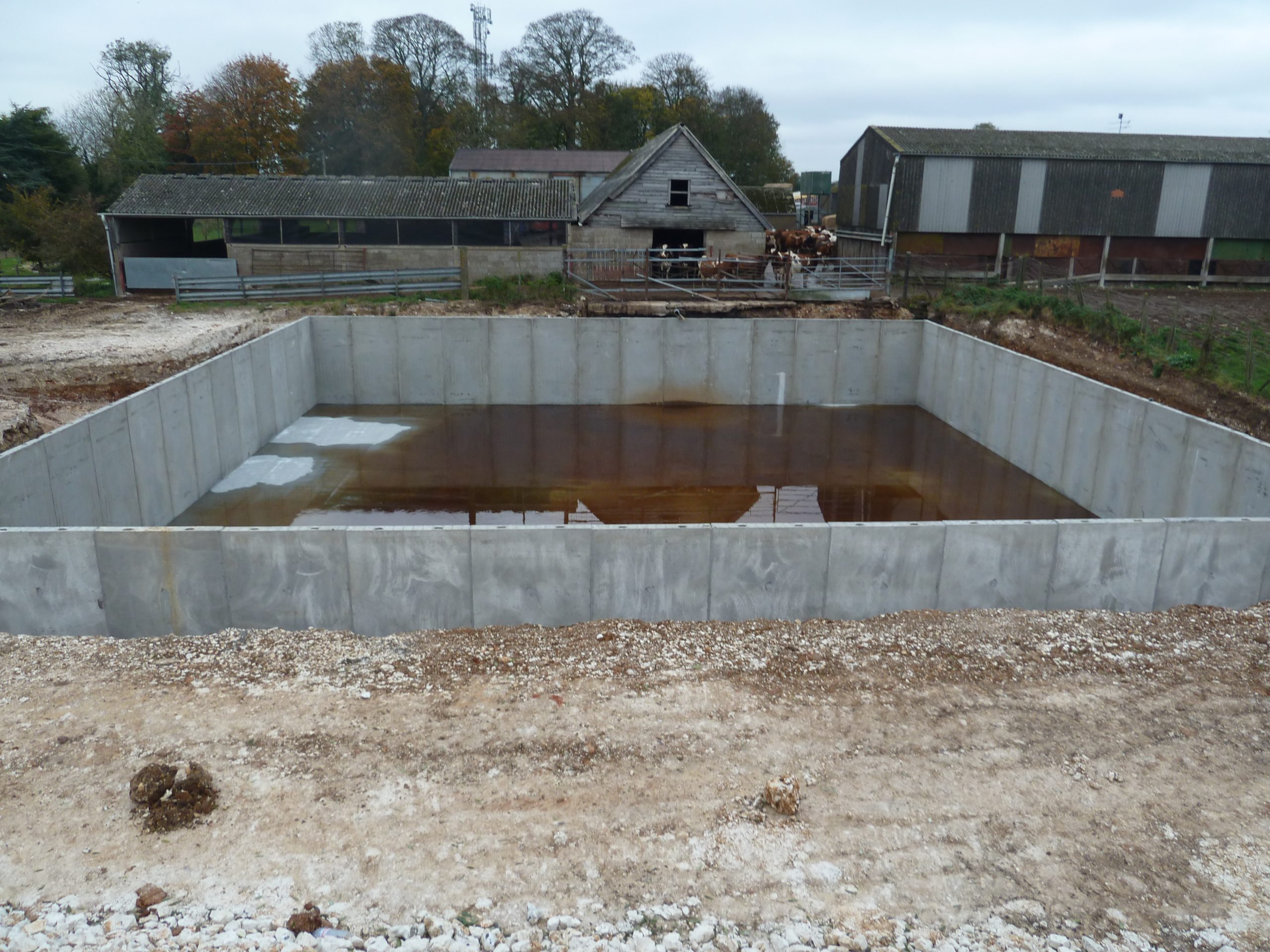 Vertical Cantilever Slurry Tank (3)